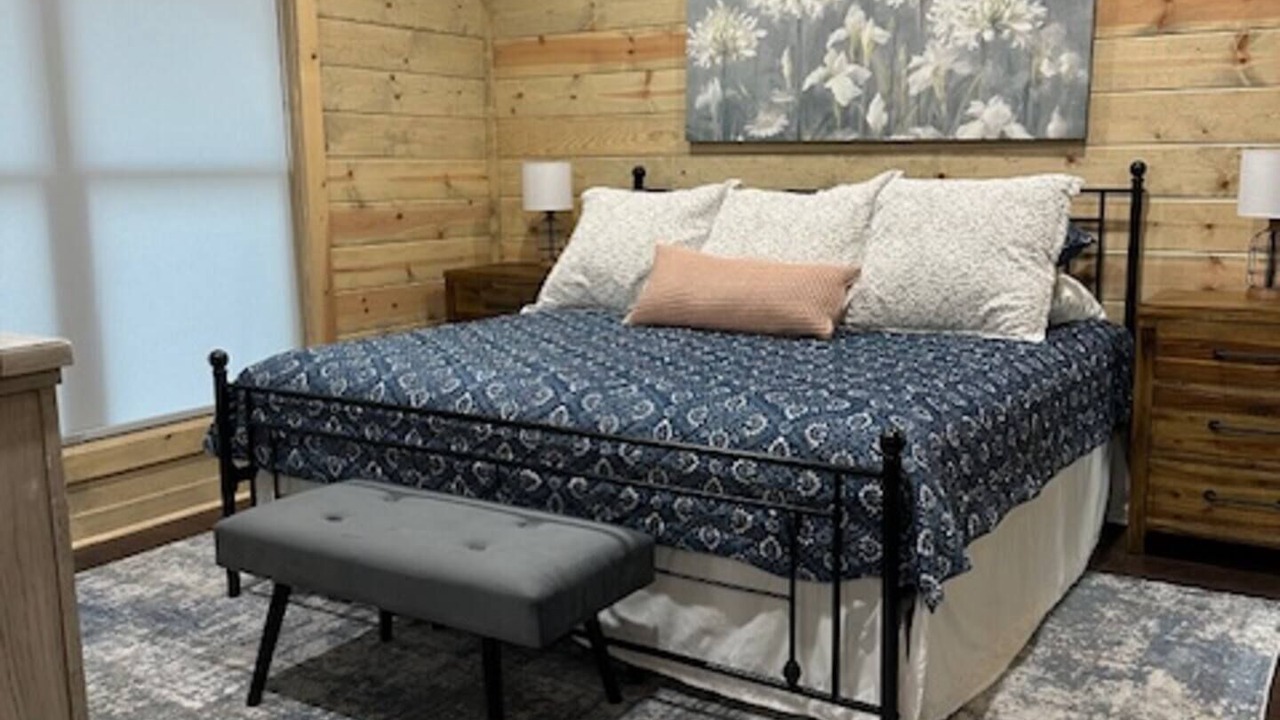 Photo of Bedroom in Golden