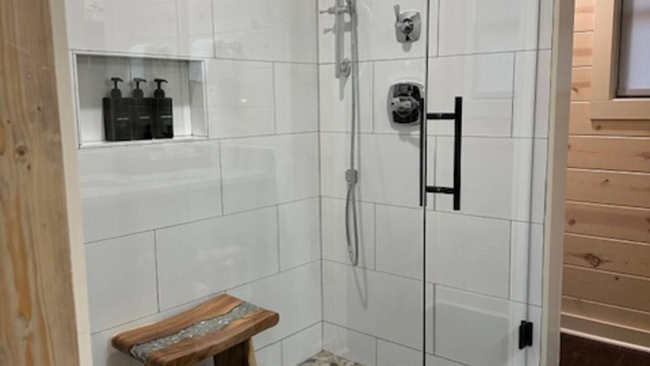 Photo of Bathroom in Golden