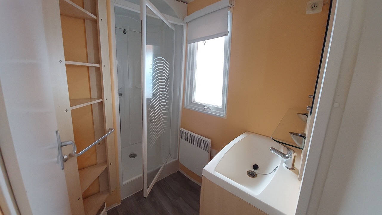 Photo of Bathroom in Hermanville-sur-Mer