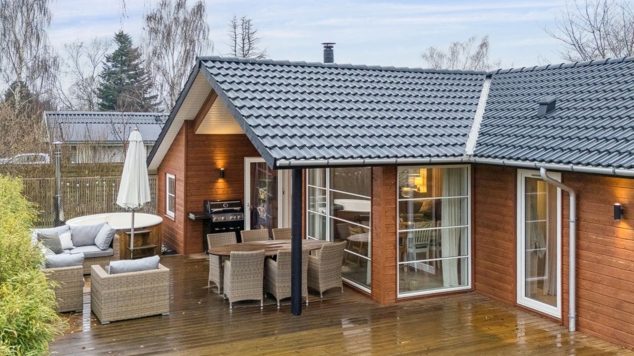 Photo of Others in Holloselund