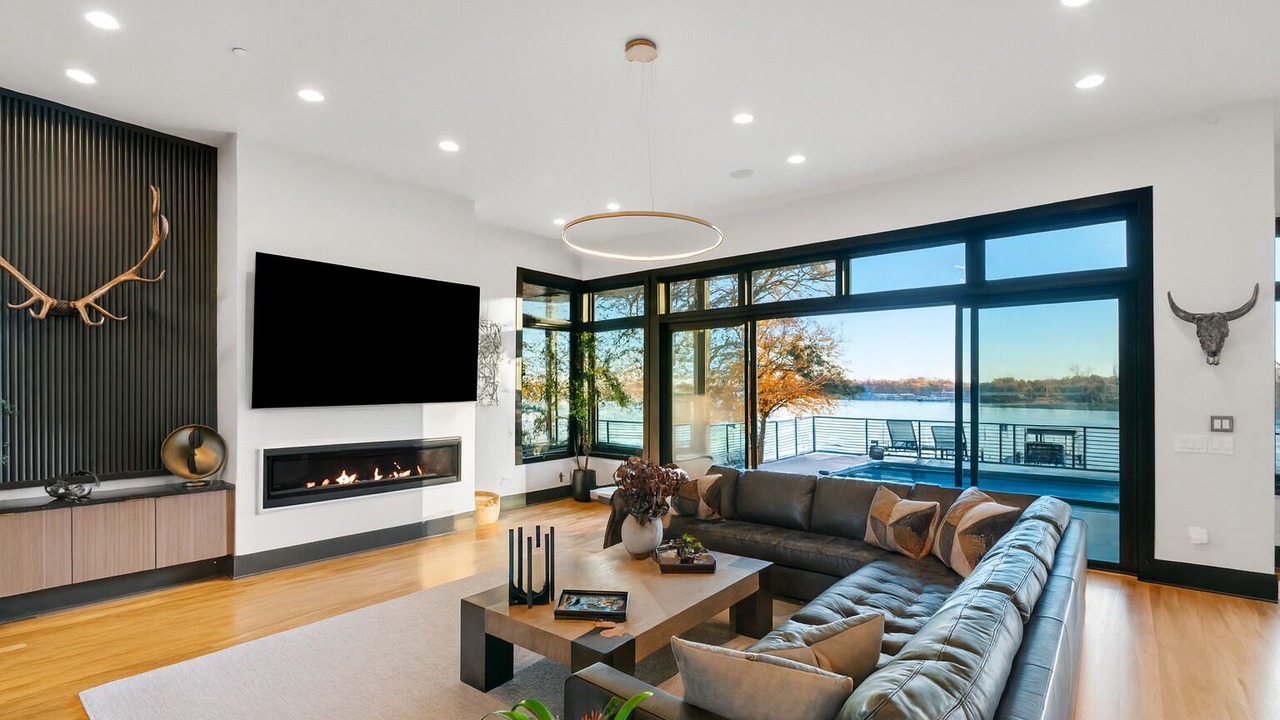 Photo of Livingroom in Hendersonville