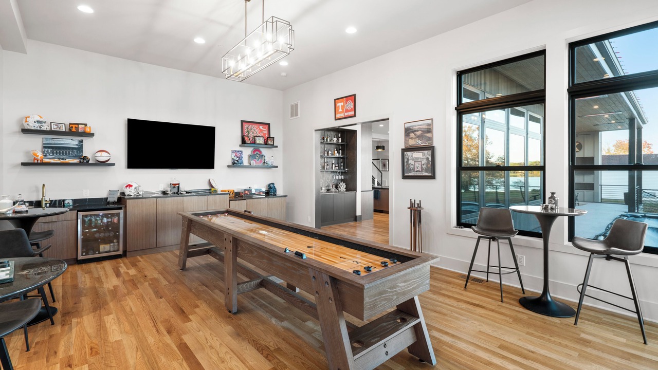 Photo of Bedroom in Hendersonville