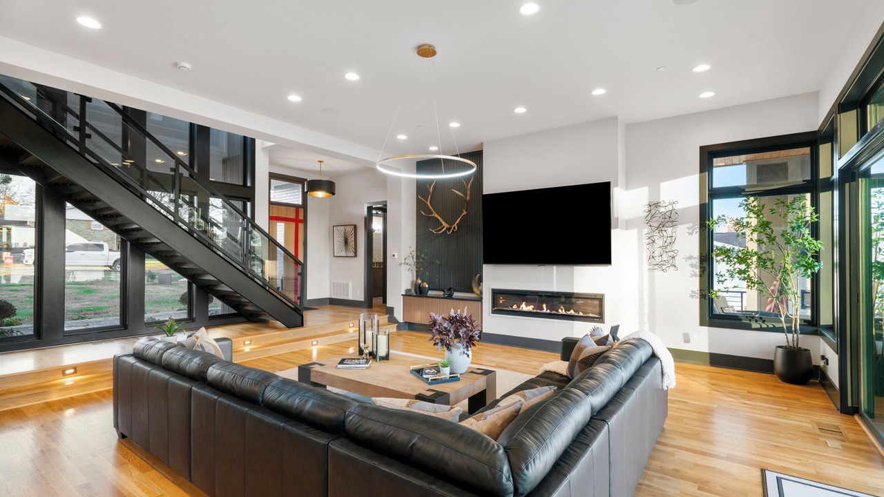 Photo of Livingroom in Hendersonville