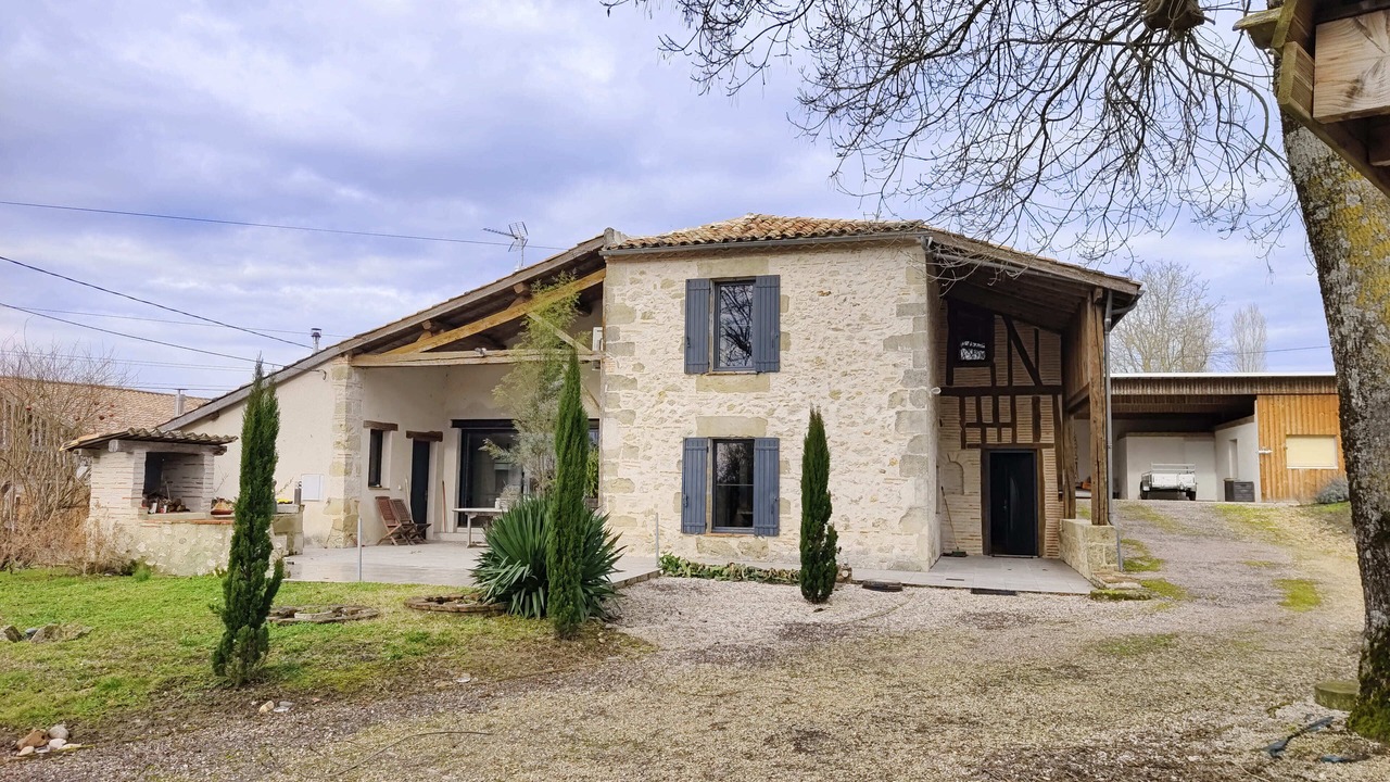 Photo of Outdoor in Grateloup-Saint-Gayrand