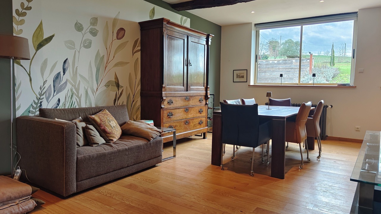 Photo of Livingroom in Grateloup-Saint-Gayrand