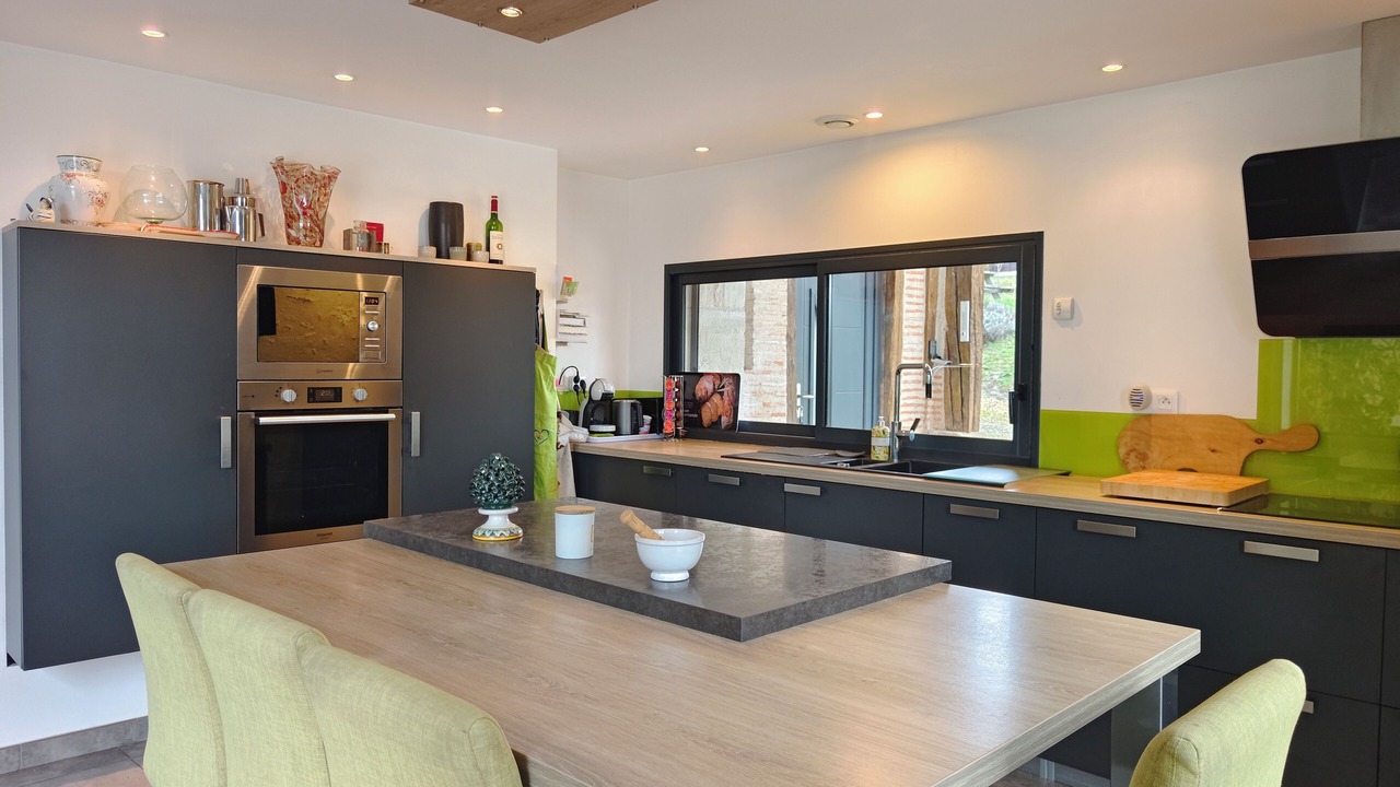 Photo of Kitchen in Grateloup-Saint-Gayrand
