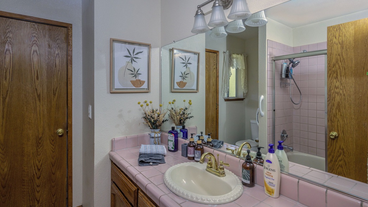 Photo of Bathroom in Oakhurst