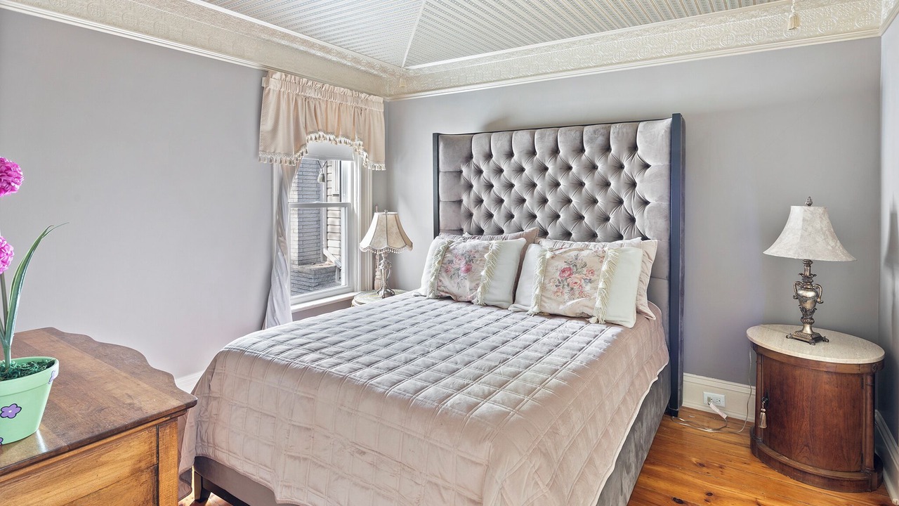 Photo of Bedroom in Amherstburg