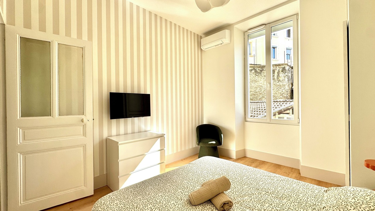 Photo of Bedroom in Quartier Chorier-Berriat