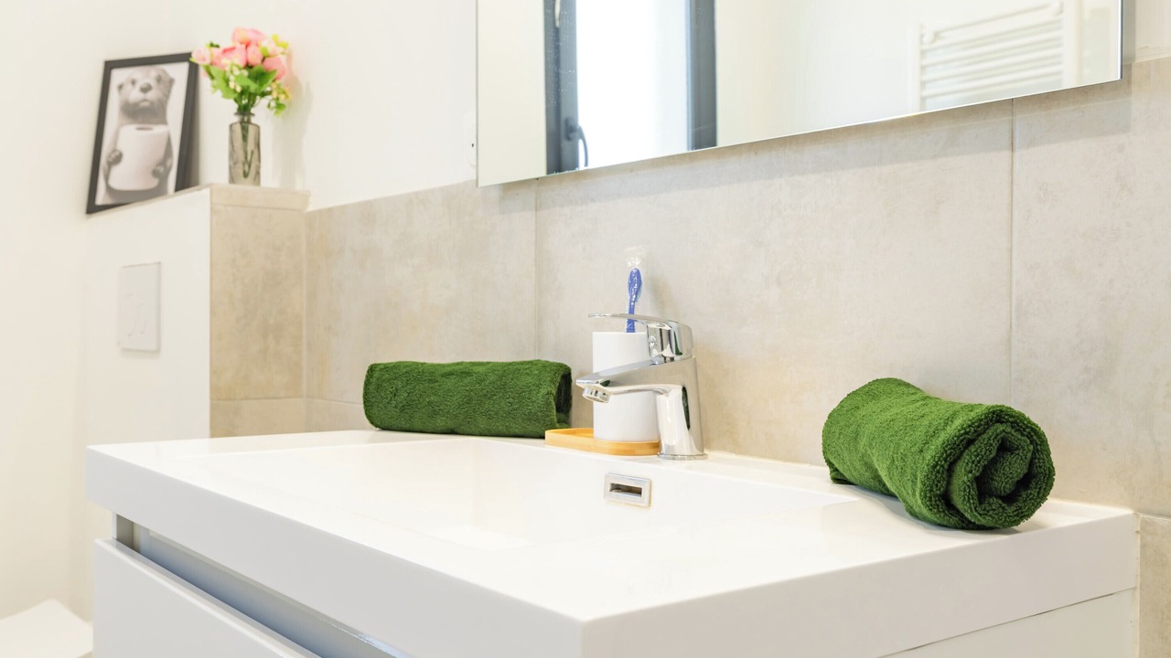 Photo of Bathroom in Cazes-Mondenard