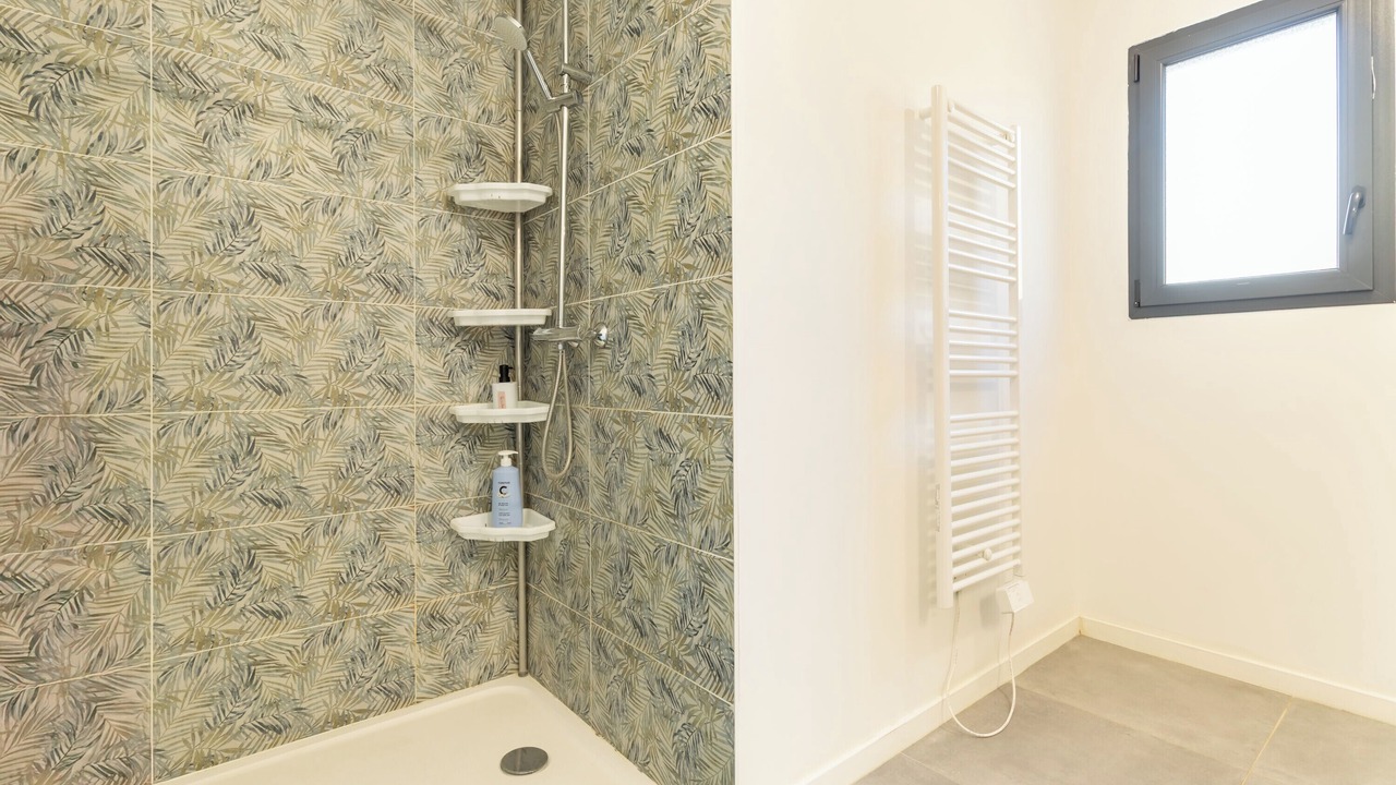 Photo of Bathroom in Cazes-Mondenard