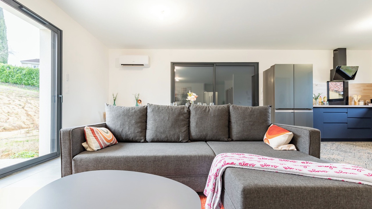 Photo of Livingroom in Cazes-Mondenard