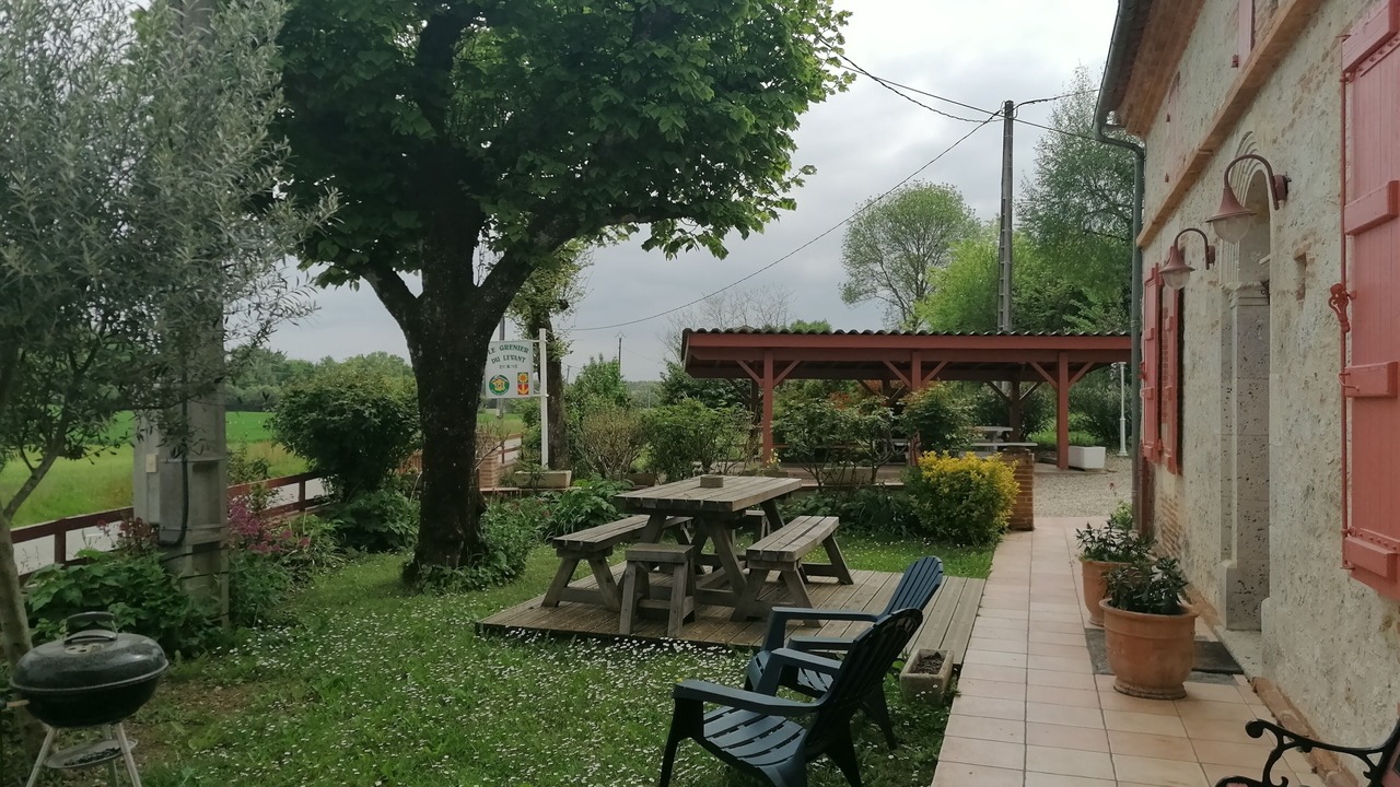 Photo of Outdoor in Saint-Vincent-Lespinasse