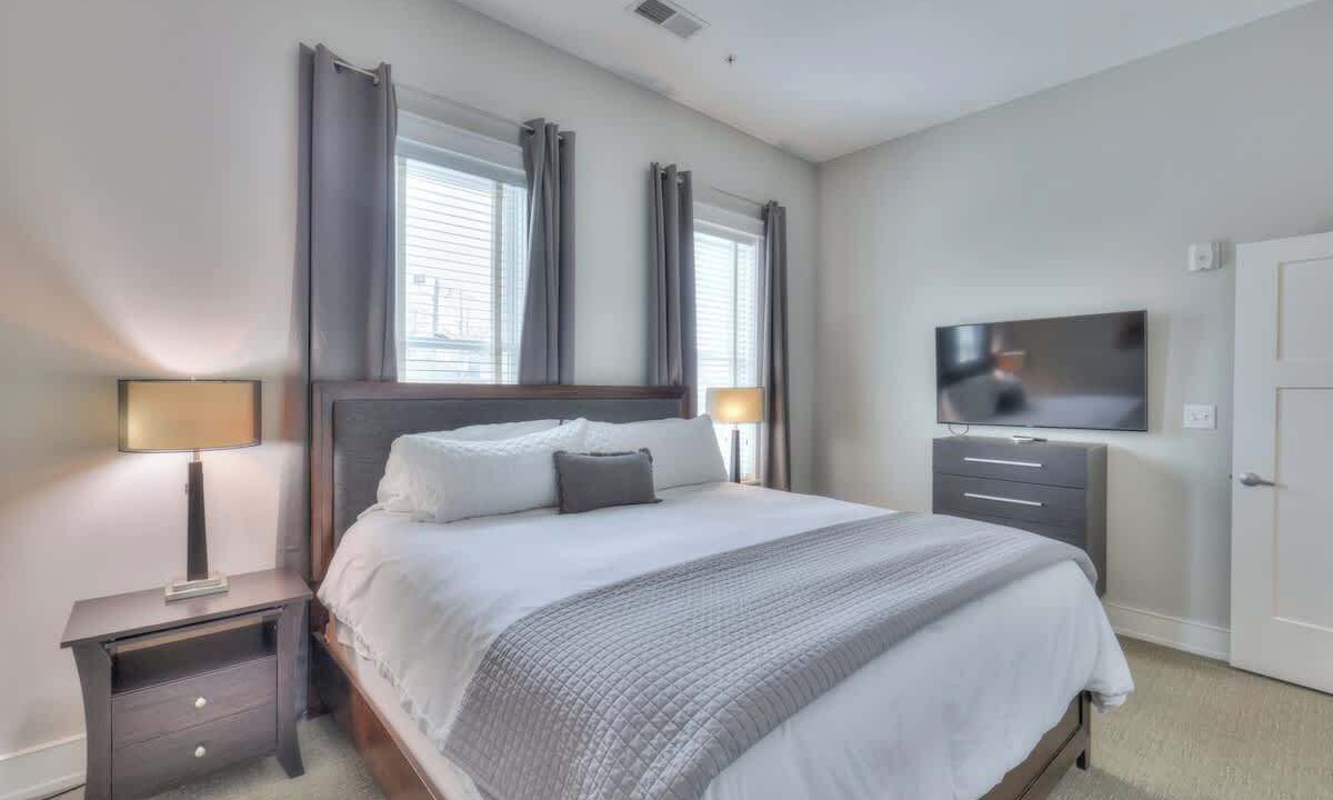 Photo of Bedroom in 12 South