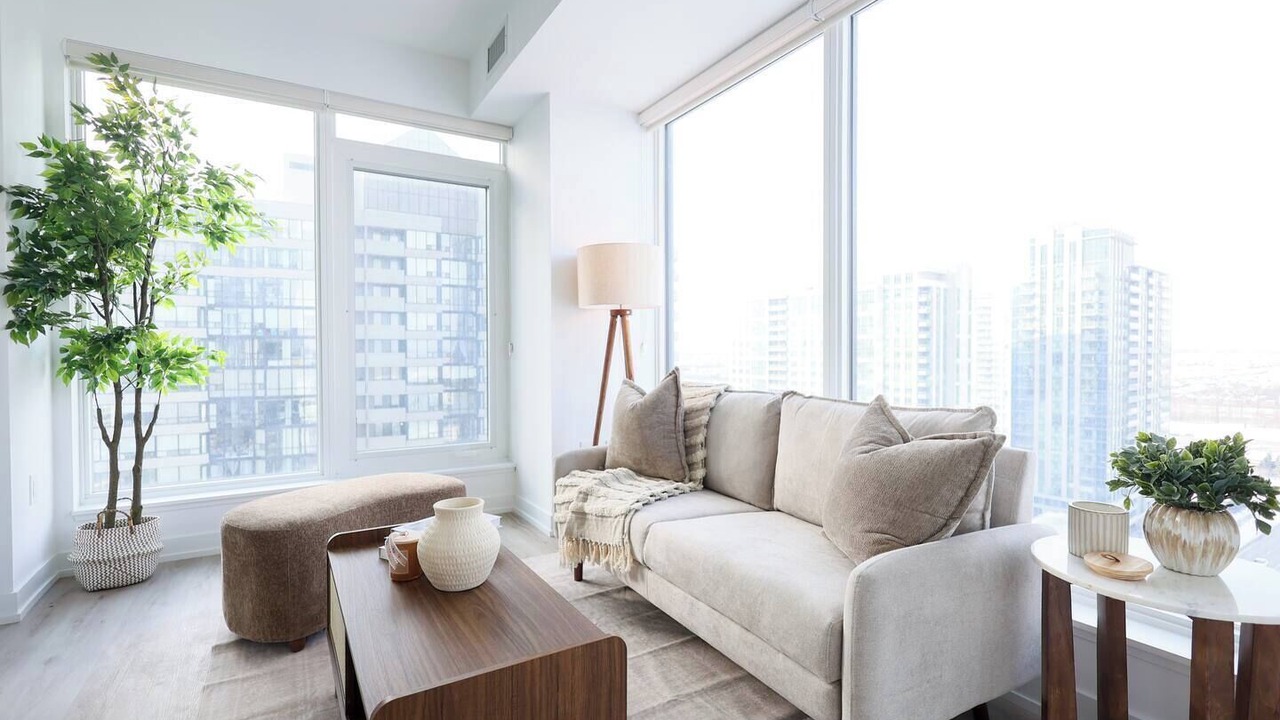 Photo of Livingroom in Downtown Mississauga