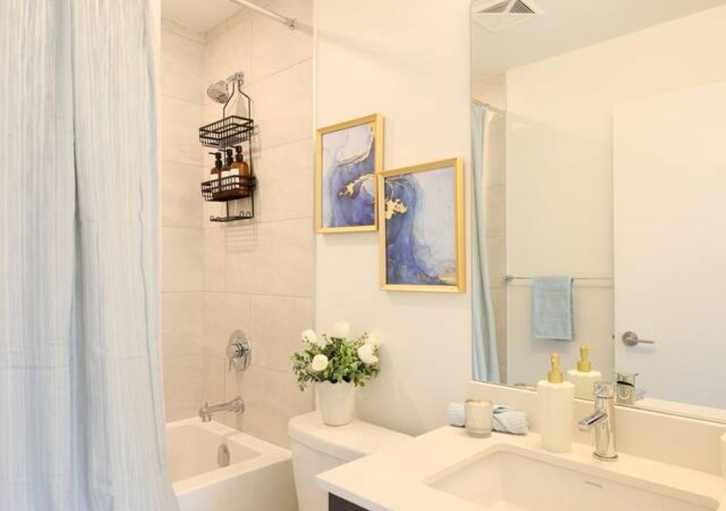 Photo of Bathroom in Downtown Mississauga