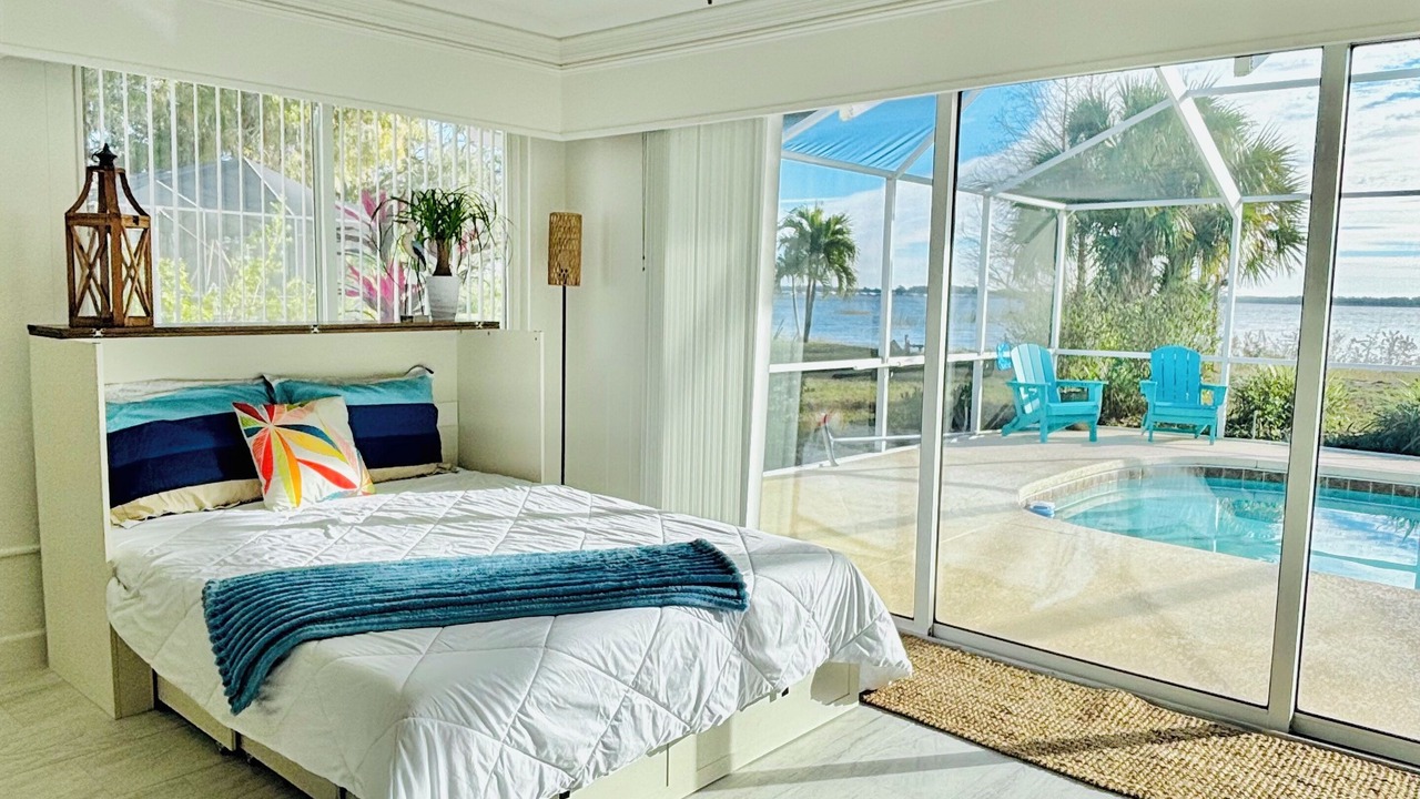 Photo of Bedroom in Winter Haven