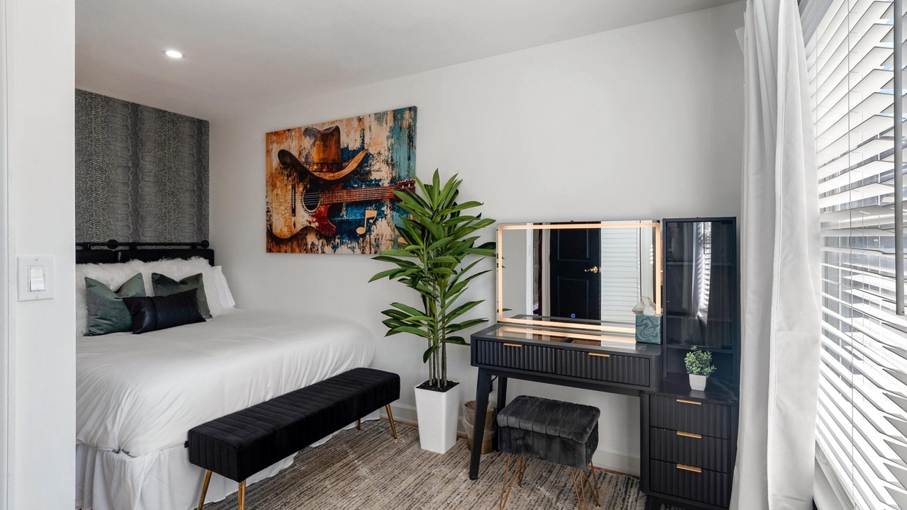 Photo of Bedroom in Rutledge Hill