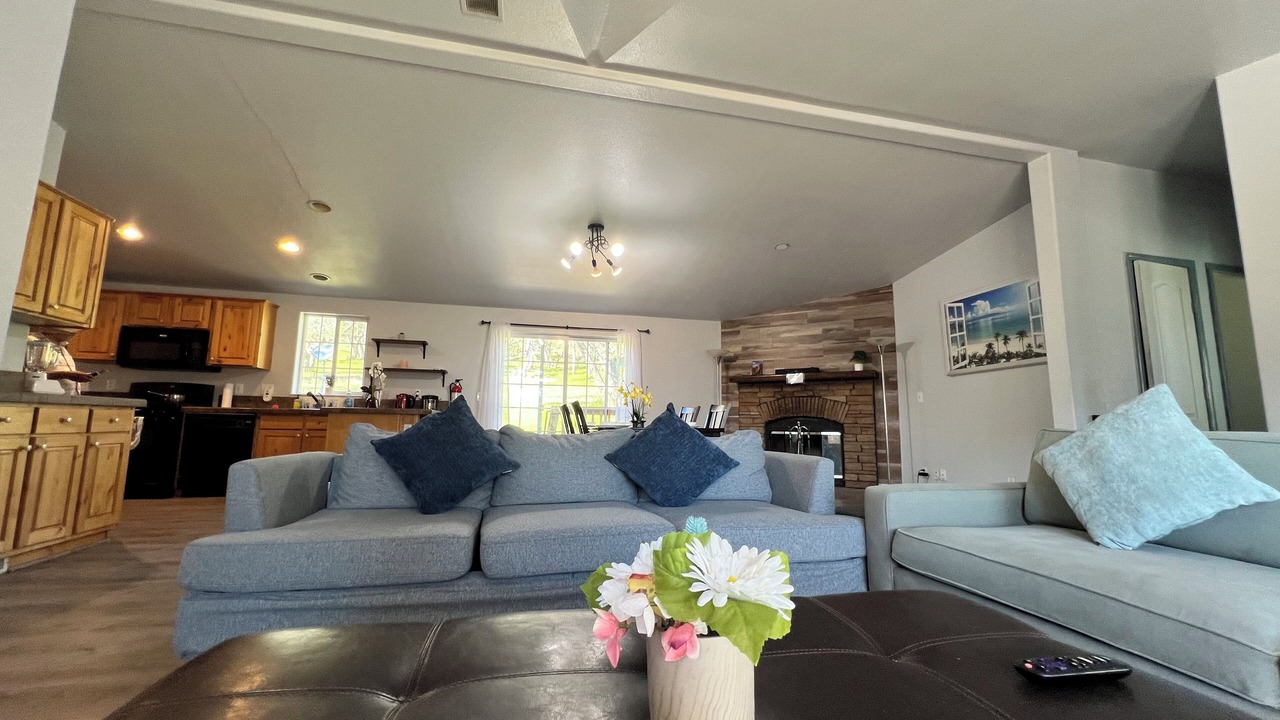 Photo of Livingroom in Mariposa