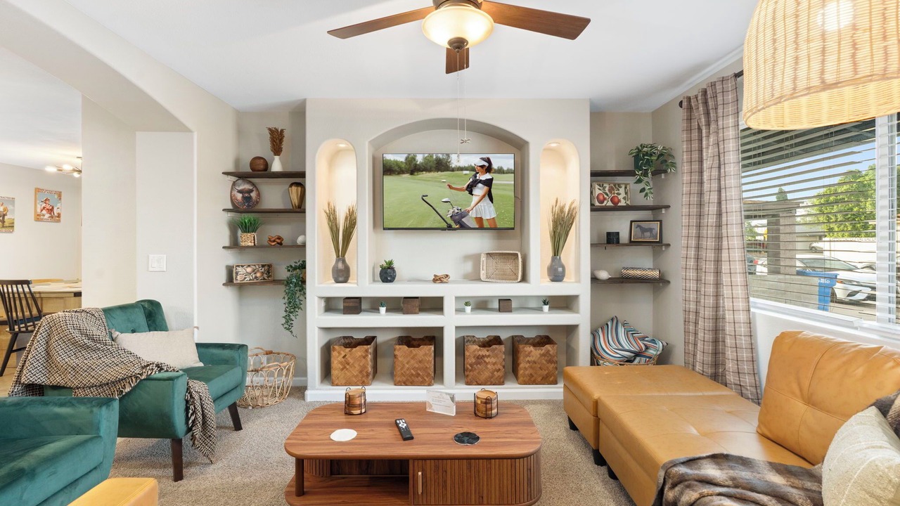 Photo of Livingroom in Surrey Heights