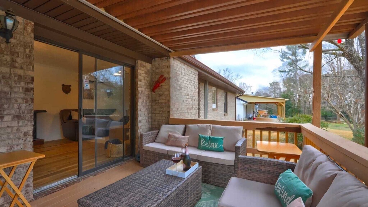 Photo of Patio Balcony in Stone Mountain