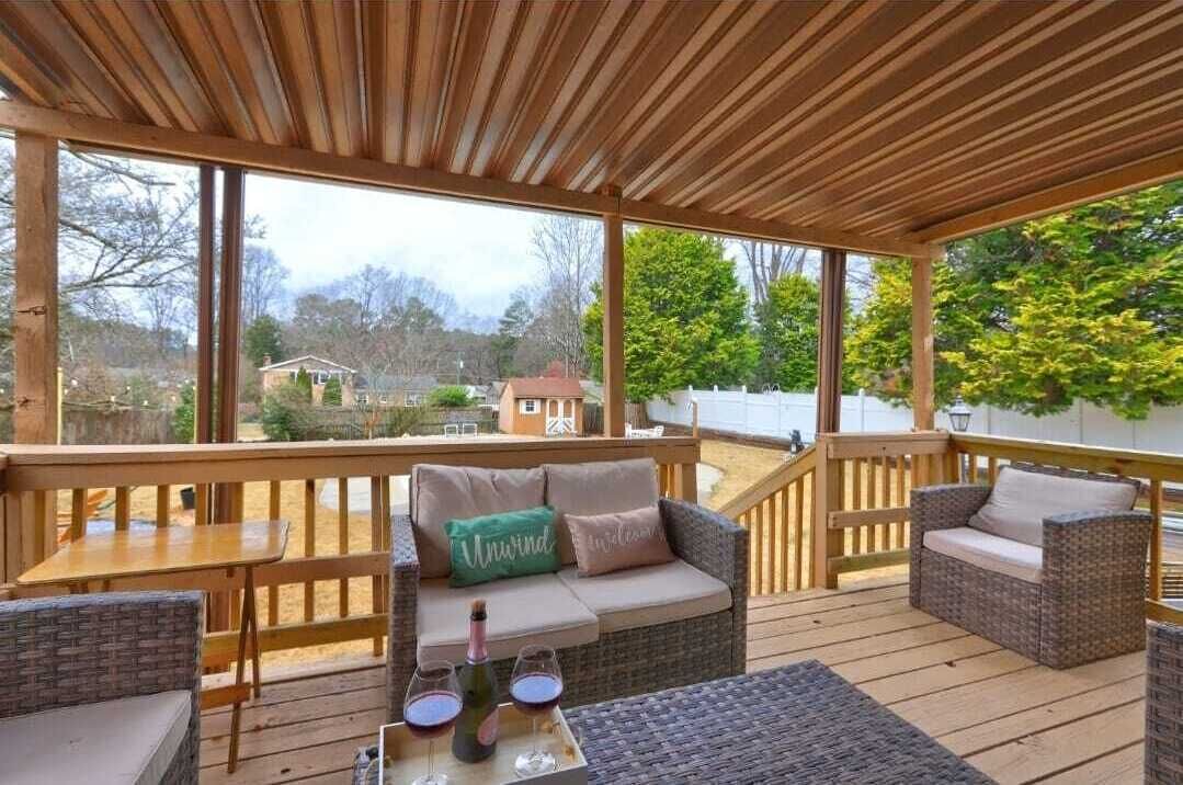 Photo of Patio Balcony in Stone Mountain