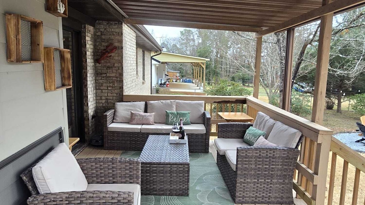 Photo of Patio Balcony in Stone Mountain