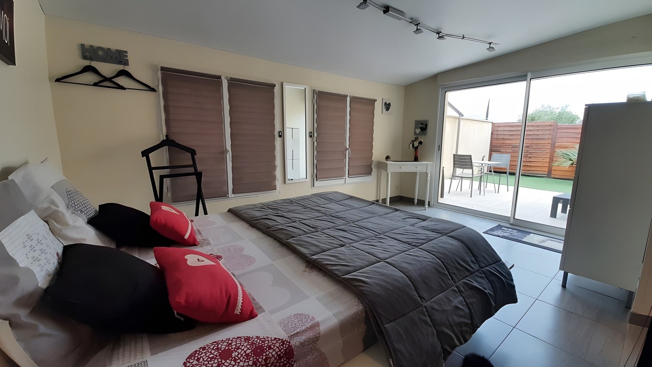 Photo of Bedroom in Pont-de-l'Isere