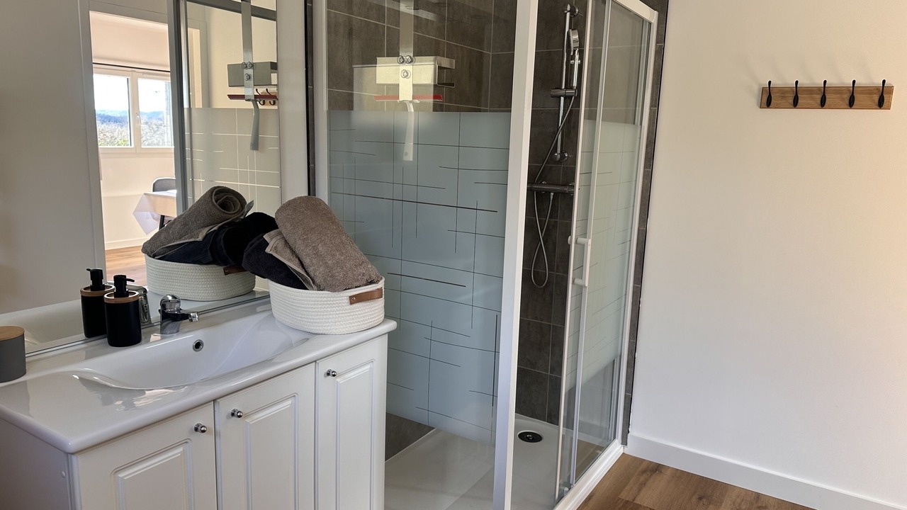 Photo of Bathroom in Saint-Michel-l'Observatoire