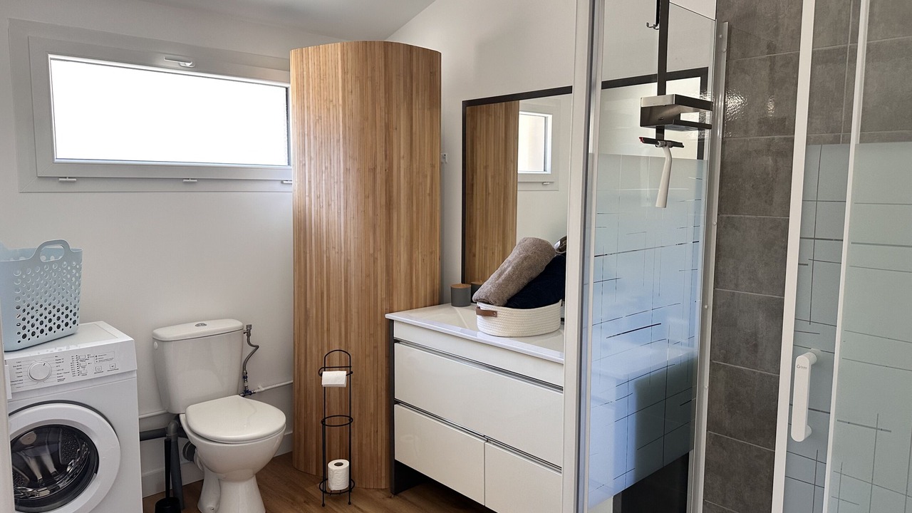 Photo of Bathroom in Saint-Michel-l'Observatoire