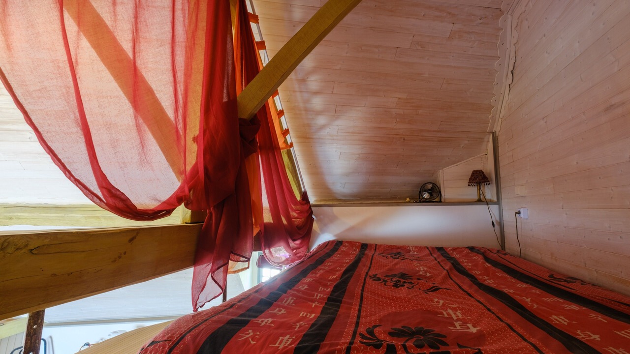 Photo of Bedroom in La Chapelle-sur-Loire