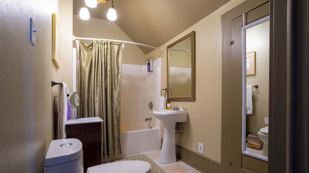 Photo of Bathroom in Comfort