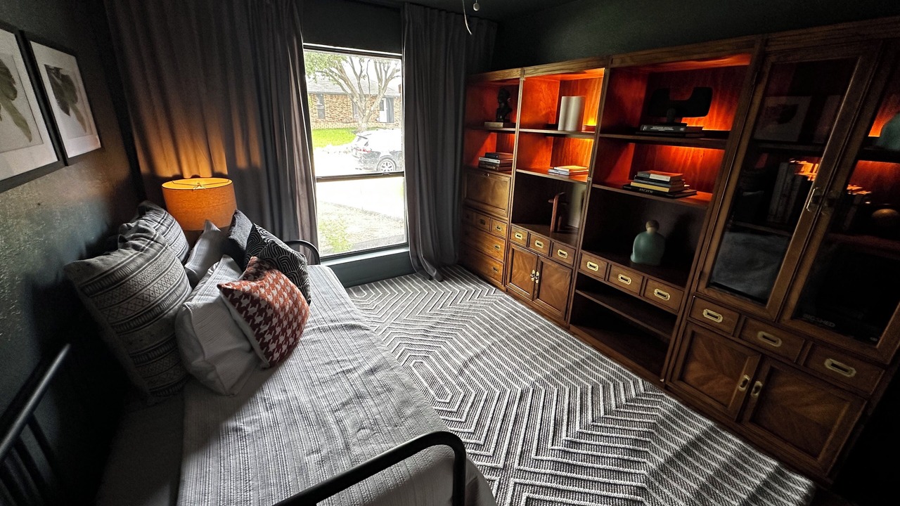 Photo of Bedroom in Far North Dallas