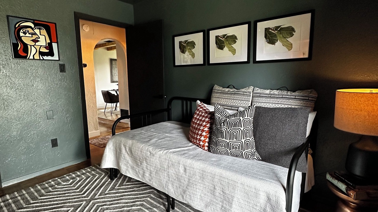 Photo of Bedroom in Far North Dallas