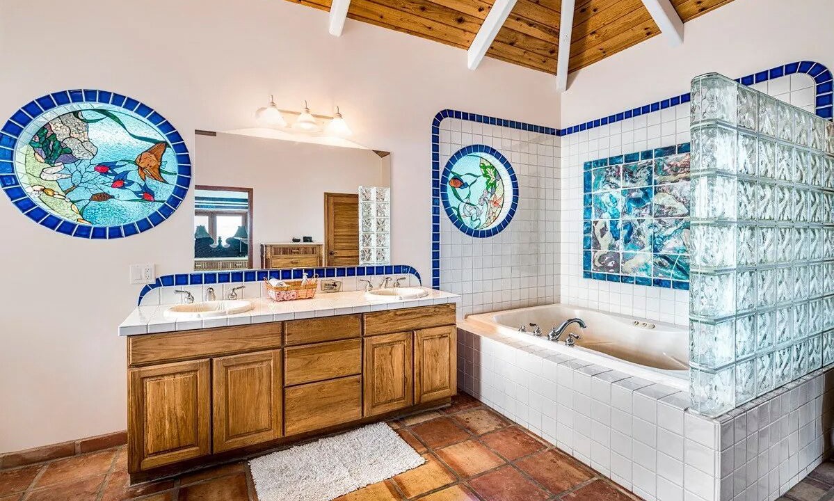 Photo of Bathroom in Opihihale