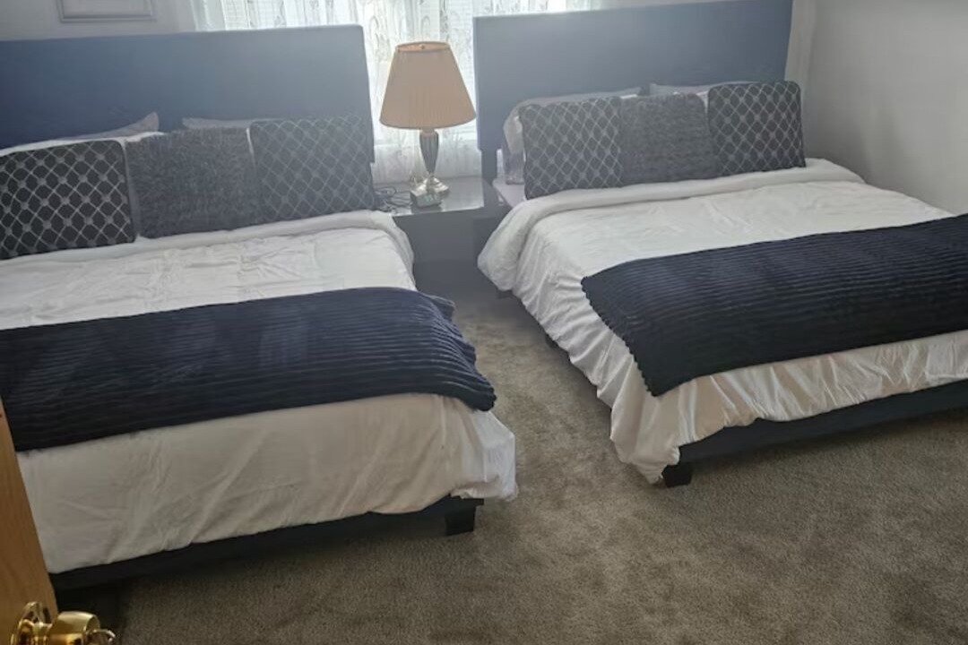 Photo of Bedroom in Des Plaines