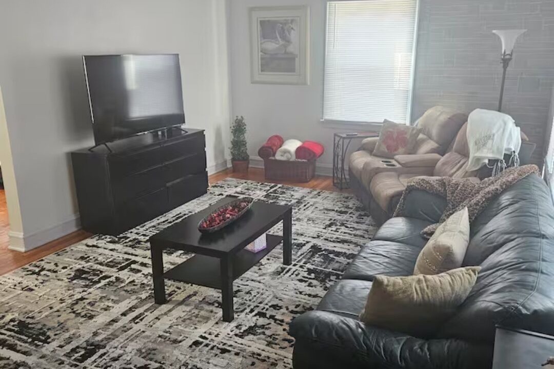 Photo of Livingroom in Des Plaines
