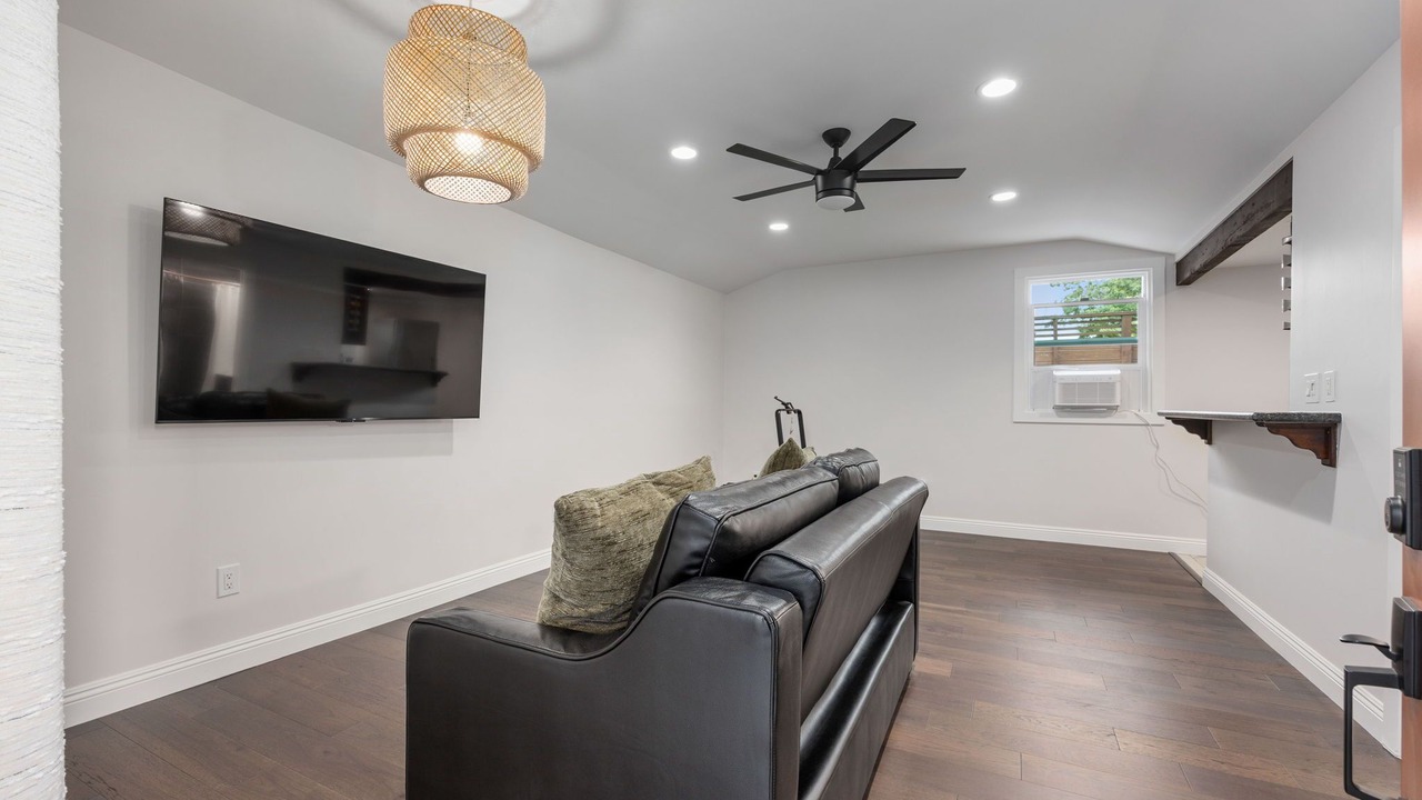 Photo of Livingroom in Logan Heights
