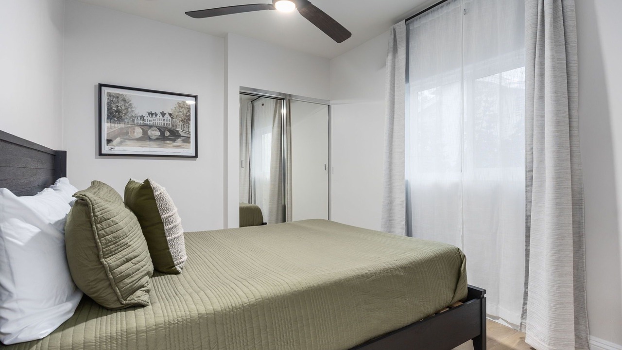 Photo of Bedroom in Logan Heights