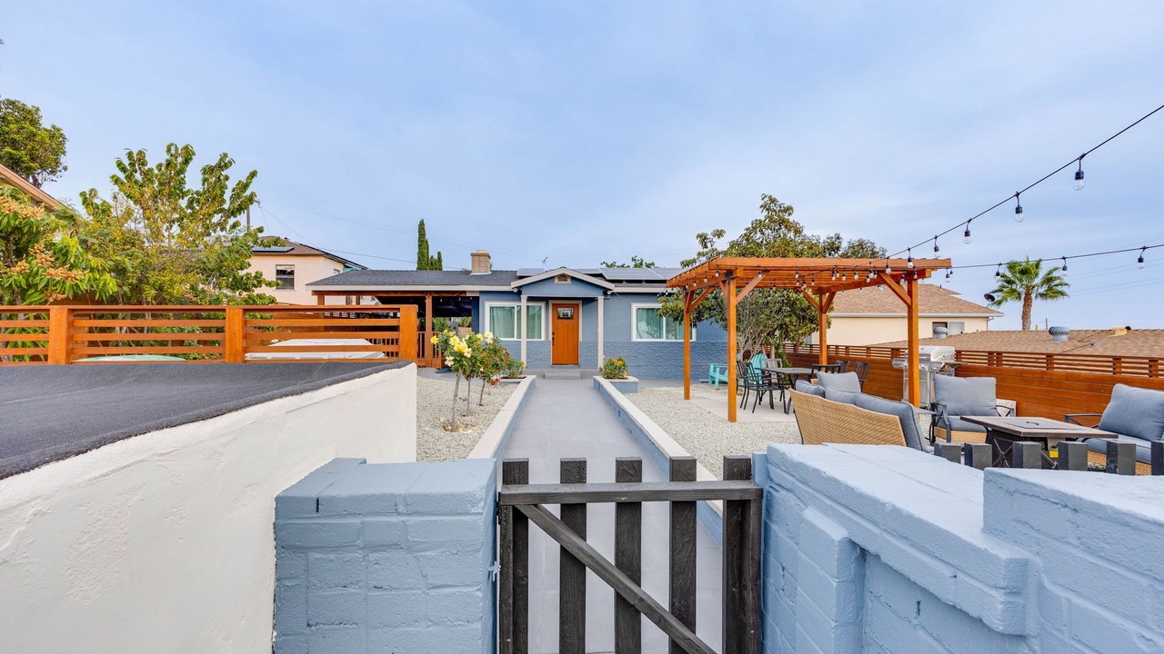 Photo of Patio Balcony in Logan Heights