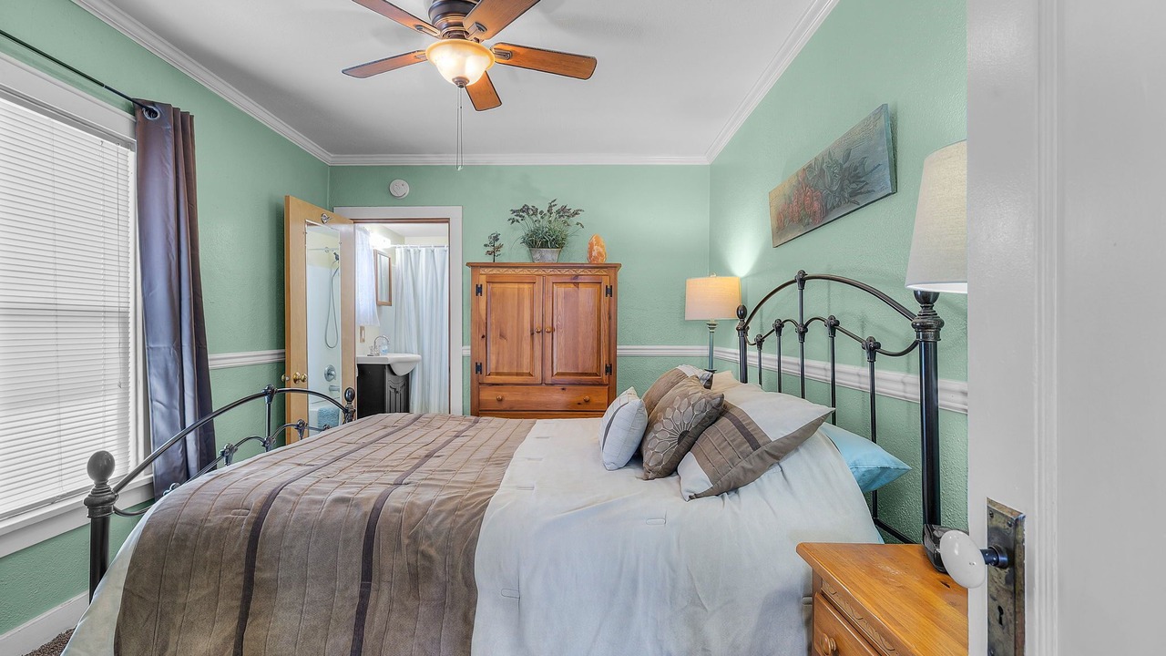 Photo of Bedroom in John Day