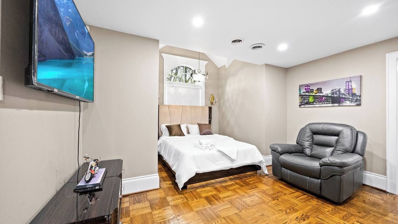 Photo of Bedroom in Burlington
