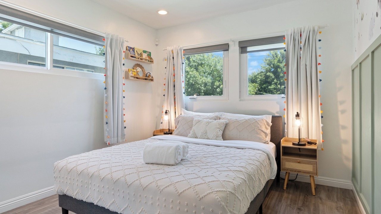 Photo of Bedroom in Van Nuys
