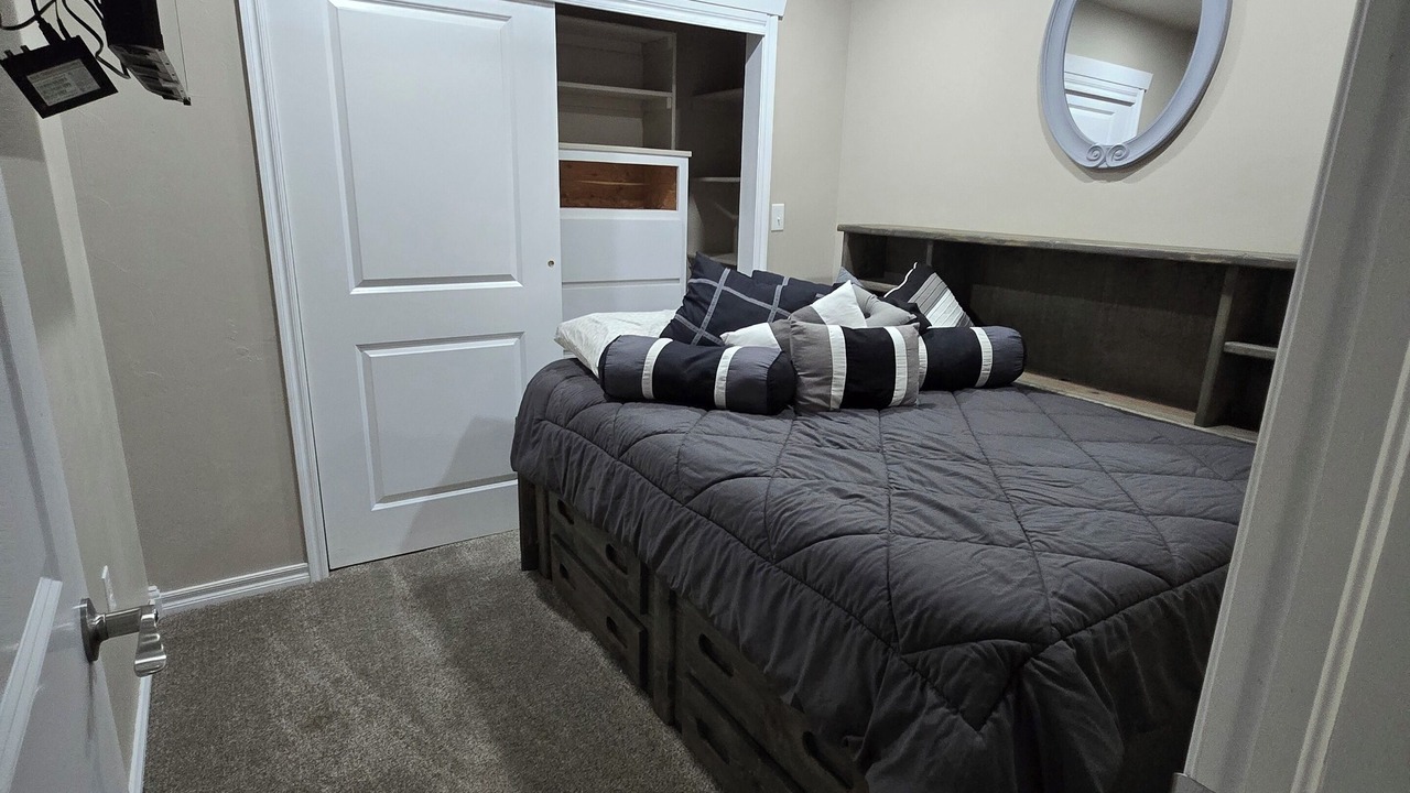Photo of Bedroom in Eufaula