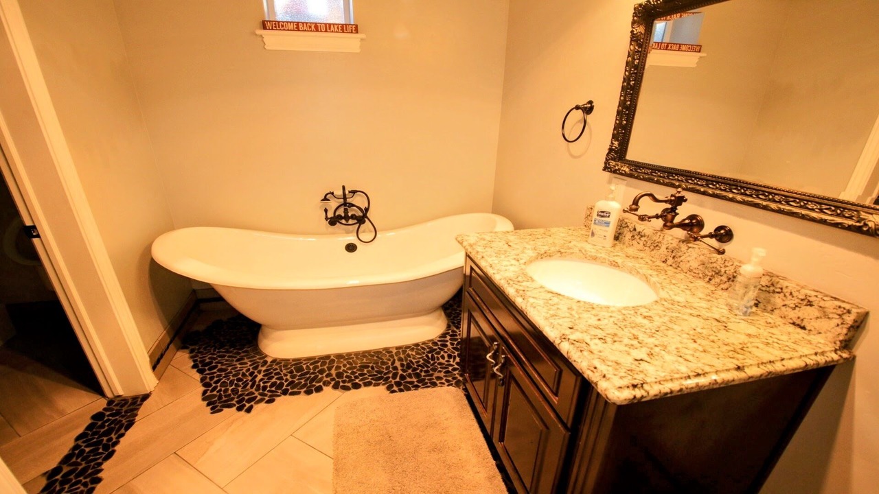 Photo of Bathroom in Dingle