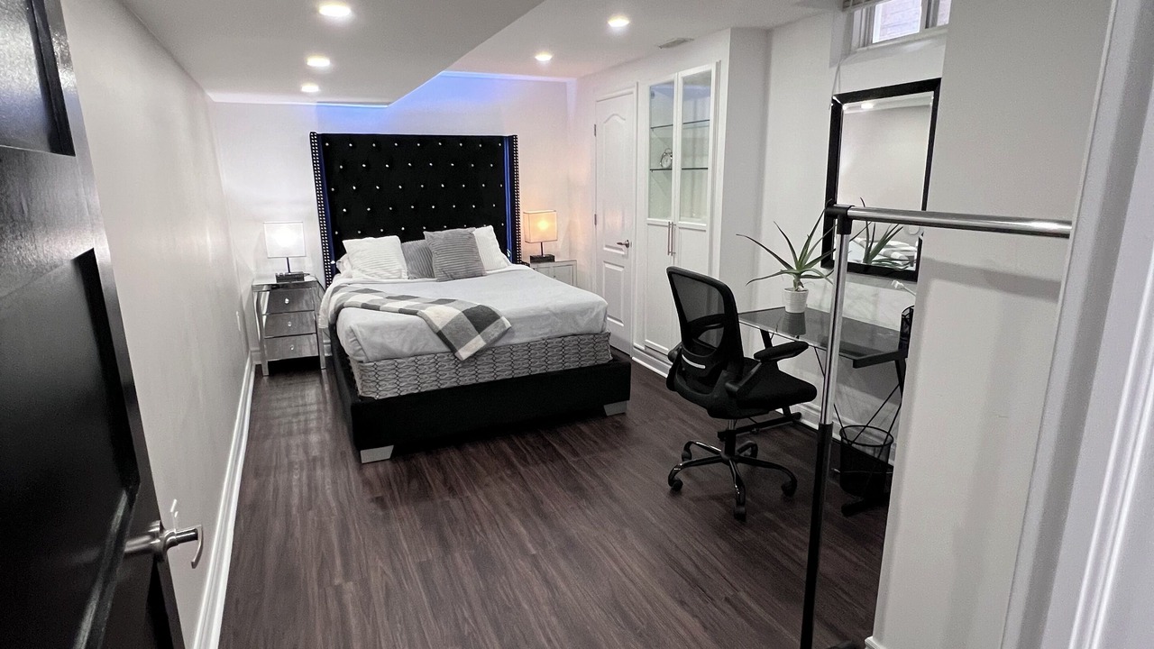 Photo of Bedroom in Ajax