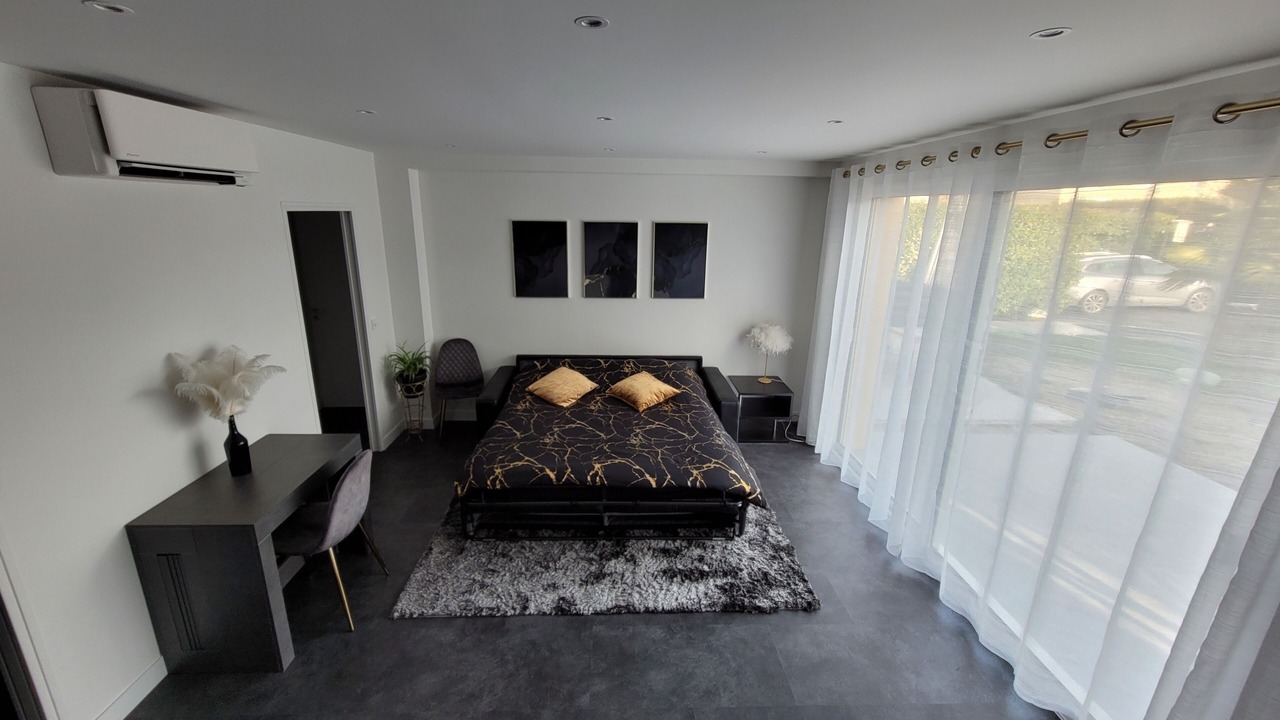 Photo of Bedroom in Soisy-sous-Montmorency