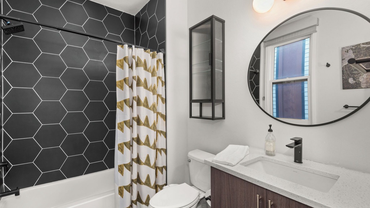 Photo of Bathroom in Five Points