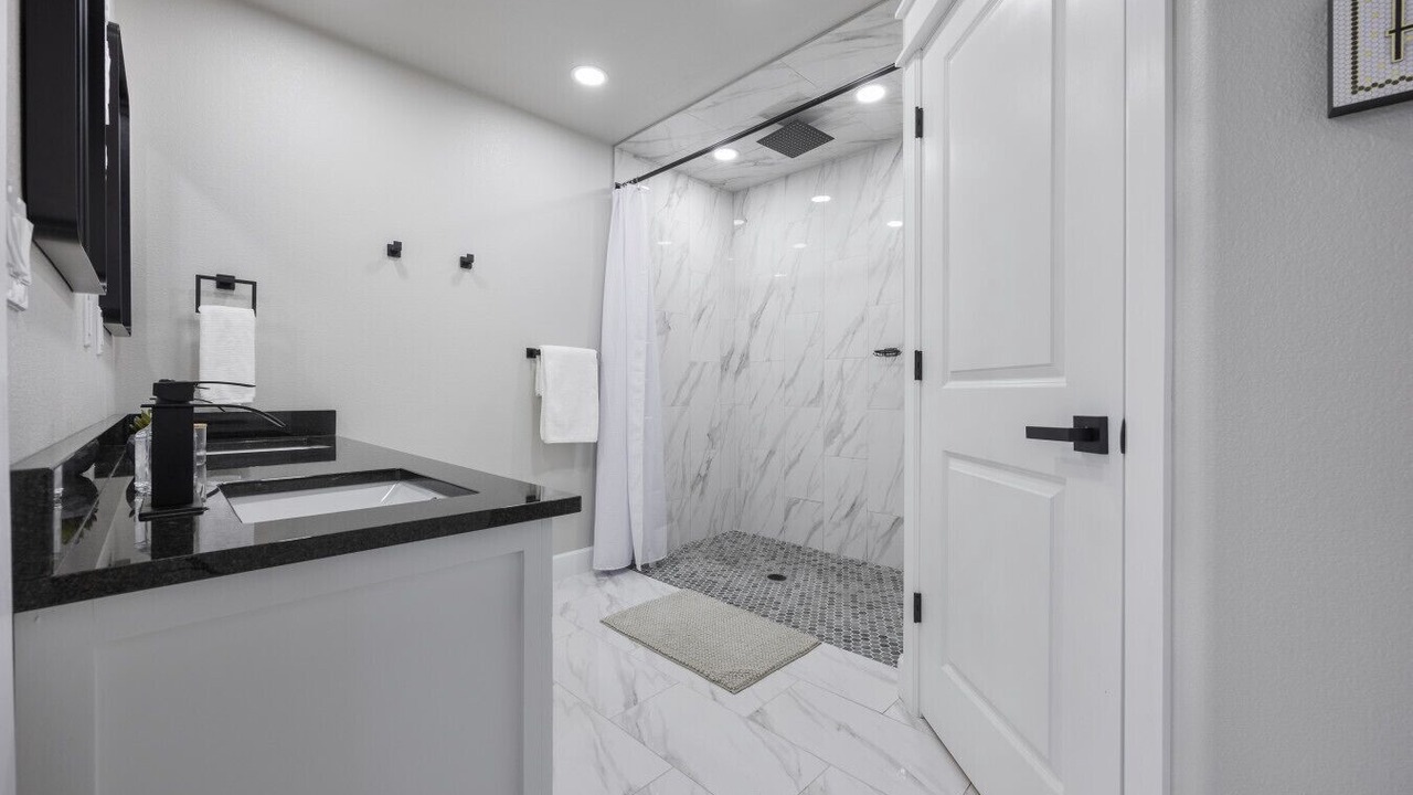 Photo of Bathroom in Eufaula