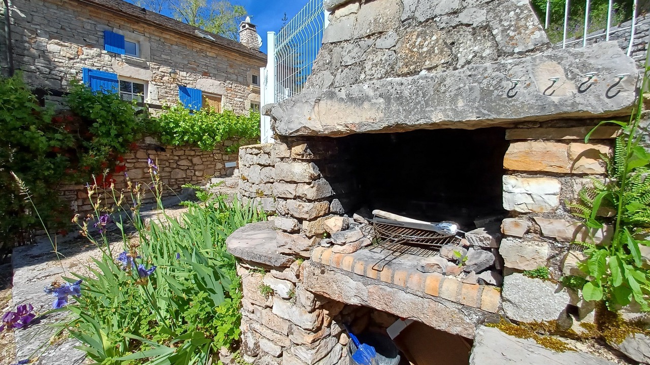 Photo of Outdoor in Hures-la-Parade